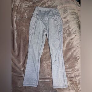 RBX 7/8 length leggings, pale purple stripes, size small